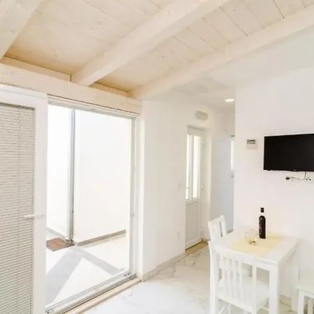 شقة One Bedroom Ricky دوبروفينك